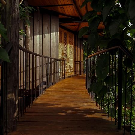 Trebartha East The Round House Hotel Ahangama Bagian luar foto