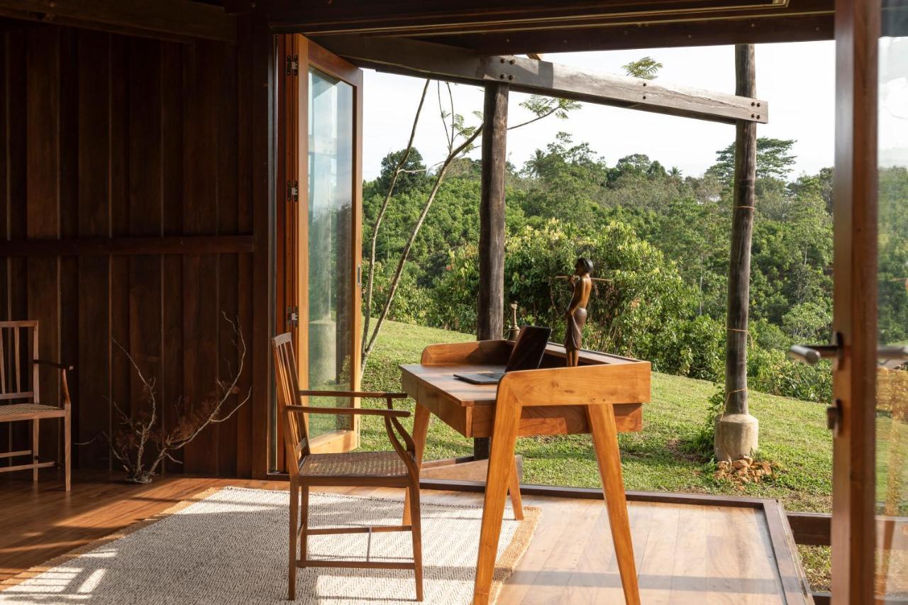 Trebartha East The Round House Hotel Ahangama Bagian luar foto