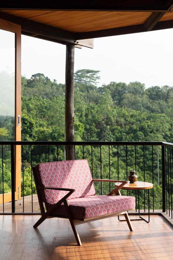 Trebartha East The Round House Hotel Ahangama Bagian luar foto