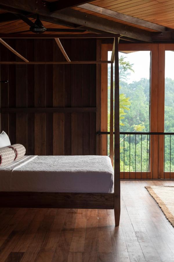 Trebartha East The Round House Hotel Ahangama Bagian luar foto