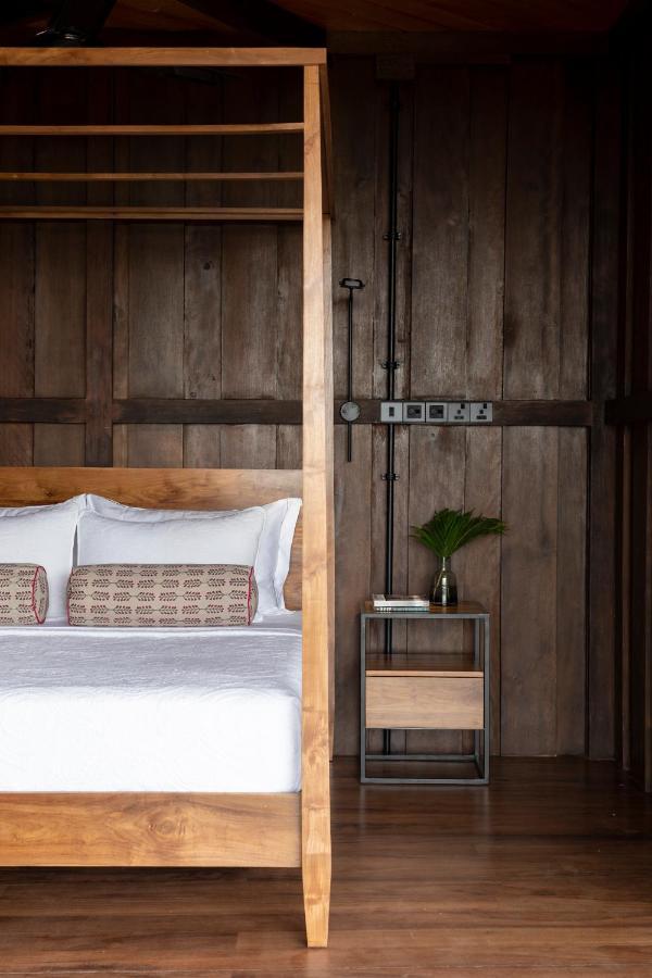 Trebartha East The Round House Hotel Ahangama Bagian luar foto